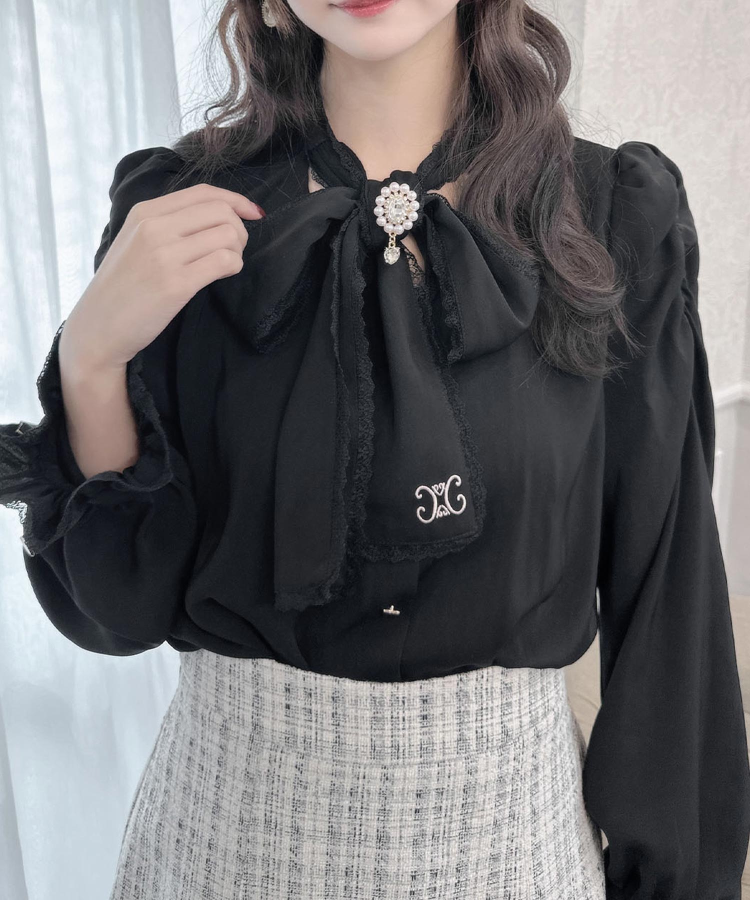 ボウタイリボンフェザーブラウス | Rlab store