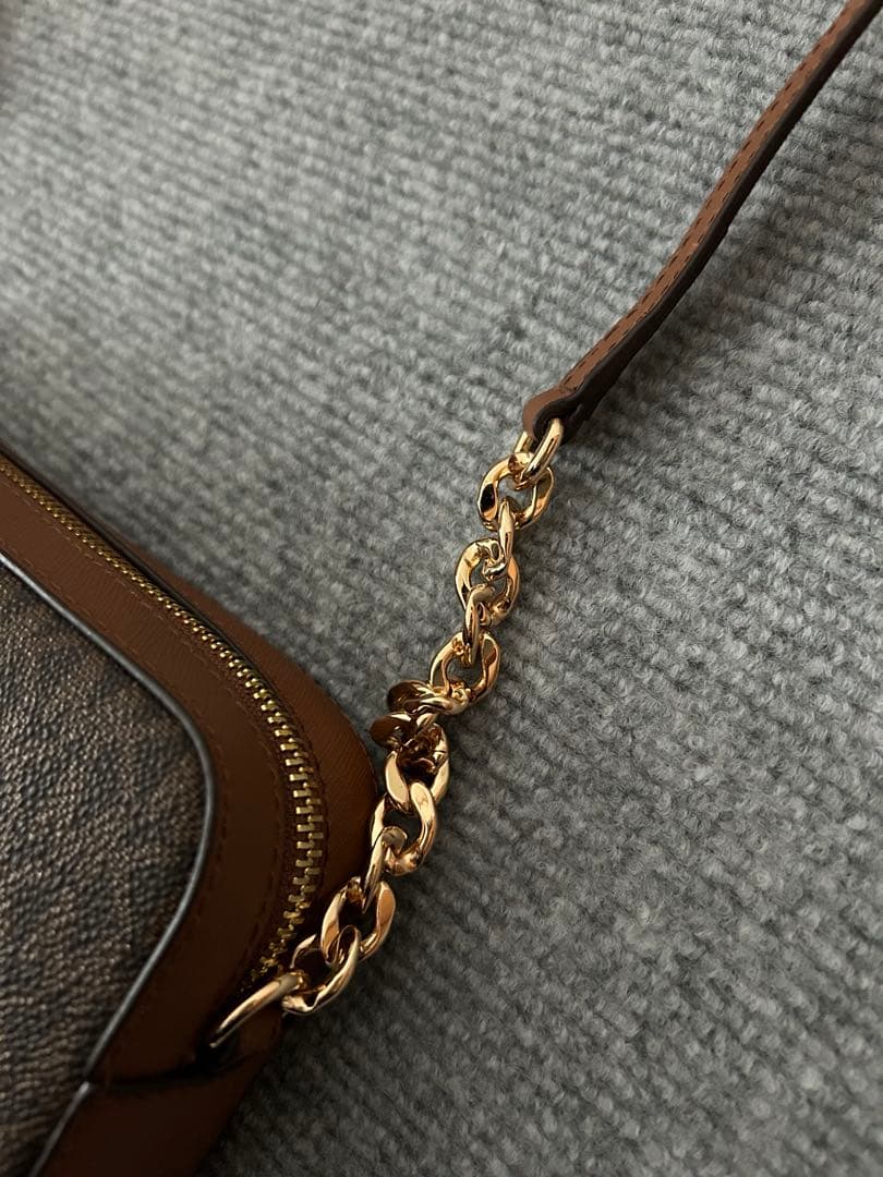 【新品未使用】 MICHEAL KORS MKロゴショルダー バック