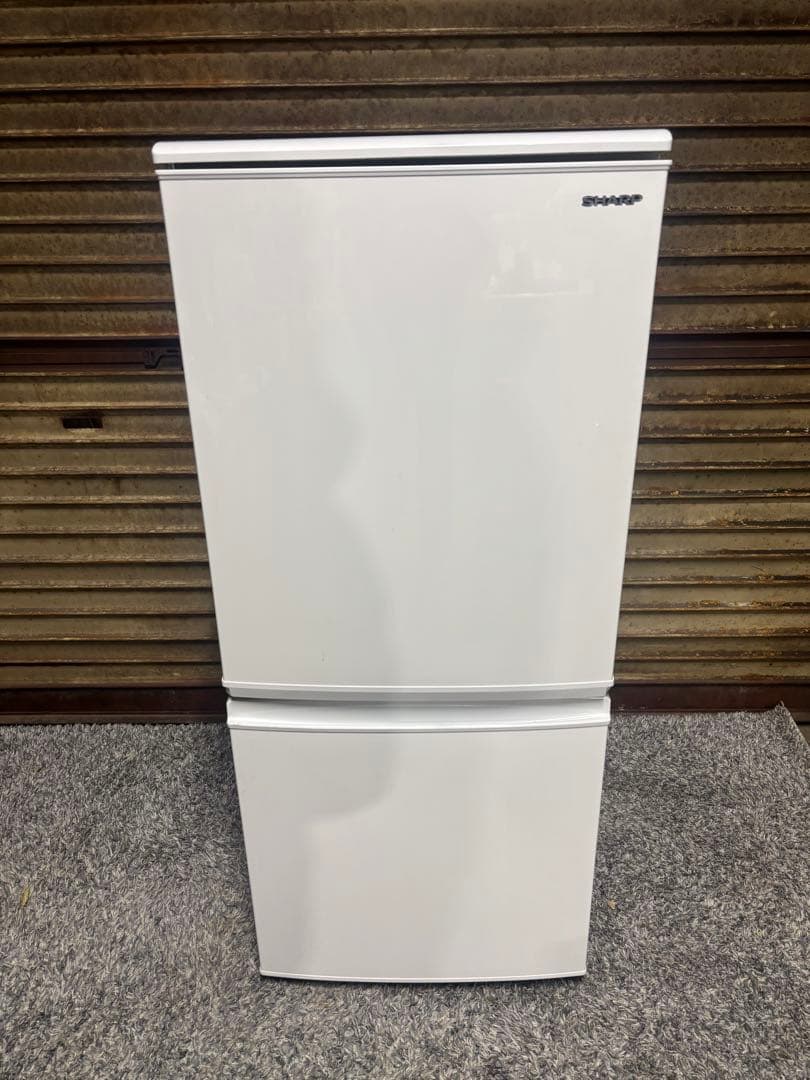シャープ ノンフロン冷凍冷蔵庫 137L SJ-D14FJ-W 2020年製 シャープ ノンフロン冷凍冷蔵庫 SJ-D14FJ-W 2020年製 137L ☆直接